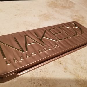 Naked 3 palette by Urban Decay
